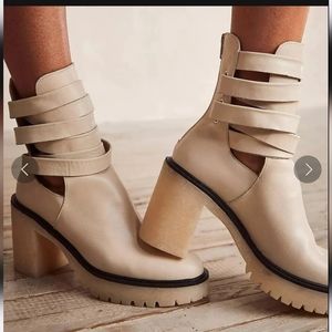 FREE PEOPLE Jesse Cutout Heeled Boots